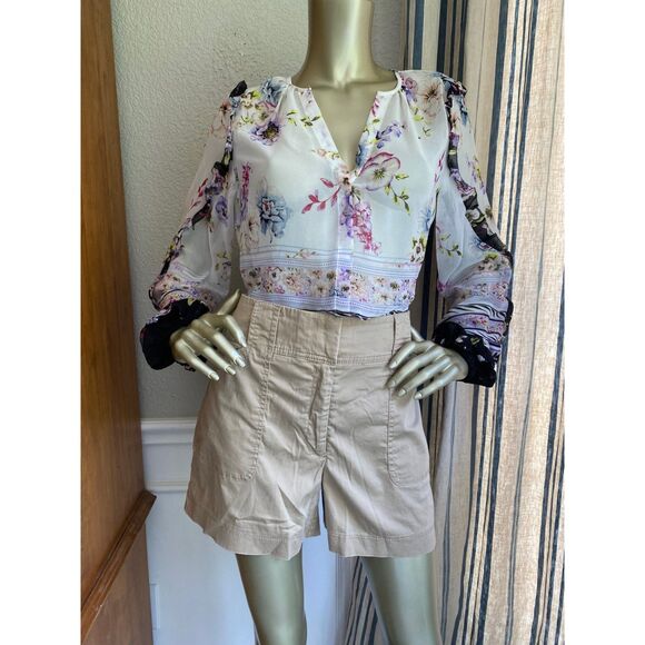 NWT White House Black Market Floral Print Ruffle Trim Blouse S - Picture 6 of 8